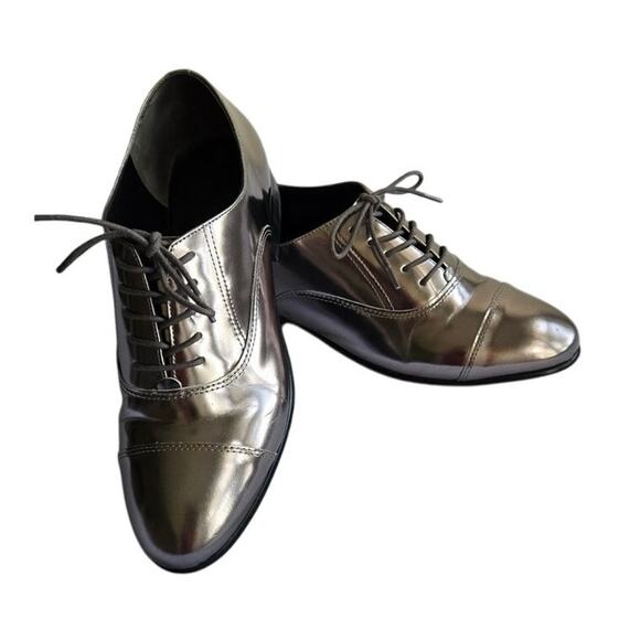 Ivanka Trump Ollie Oxford - Picture 3 of 7